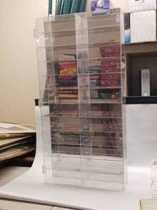 lot 69 image: Scale 124 diecast car display holds 24 cars