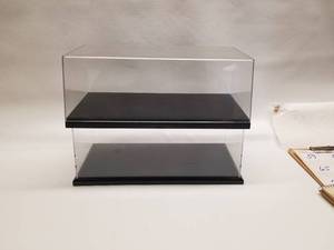 lot 73 image: 118 car display set of 2