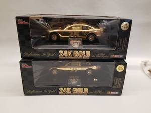 lot 87 image: 24k gold plated Racing champions diecast cars #75 and # 21 124