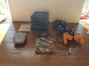 lot 111 image: Nintendo Game cube lot