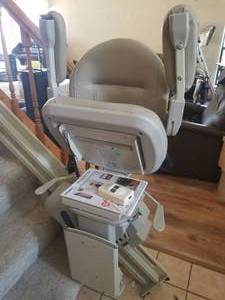 lot 101 image: Electra-Ride Elite Stairlift system