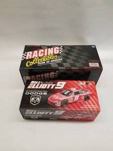 lot 138 image: Bill Elliott #9 and Ernie Irvan Dually truck Action diecast 124