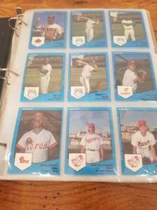 lot 70 image: Binder of Baseball cards  70 cards