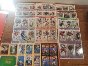lot 123 image: McDonald game day football cards