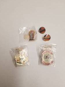 lot 196 image: Coca Cola - Coke pin, pushback - lot of 5