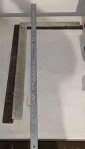 lot 64 image: Stanley No AR-100 Aluminum FramingCarpenterBuilders Square and more.