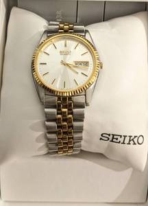 lot 81 image: Mens Watch SEIKO DayDate Mens 35mm Watch 7N43-8111 in Box needs battery.