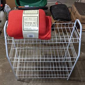 lot 90 image: Shoe Rack and Blanket Travel Set.