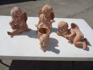 lot 46 image: LOT Of 4- Large Mixed Cherub  Angel Figurines