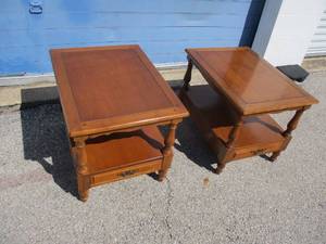 lot 51 image: 2- Vintage Hard Rock Maple Side Tables With Bottom Shelf And Drawers.