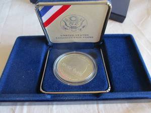lot 2 image: 1-PROOF-200 YEAR ANNIVERSARY, 1987 SAN FRANCISCO, UNITED STATES CONSTITUTION SILVER DOLLAR COIN WITH COA