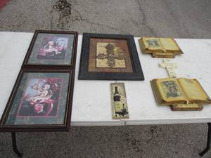lot 57 image: LOT- Mixed Wall Art Trivets