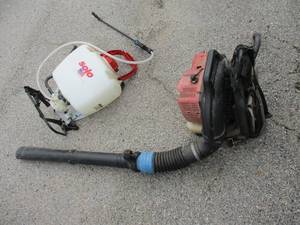 lot 92 image: Backpack Blower By Shindaiwa  and SOLO Backpack Sprayer