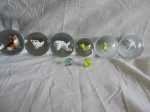 lot 25 image: Lot Of  6- Vintage Collectable, Clear Glass Sulphide Like Marbles With Characters Inside.  5-Large and 1-Medium