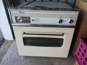 lot 107 image: WHIRLPOOL-Single, Built In  Wall Electric Oven, Model RVE26-A
