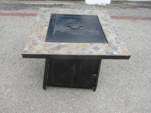 lot 2 image: Propane 30 x 30 Title Style Top - Fire Table With Lava Fire Rocks, Push Start Igniter And Cover