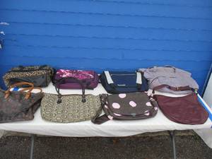 lot 98 image: LOT-Large Handbags  Travel Bages Totes
