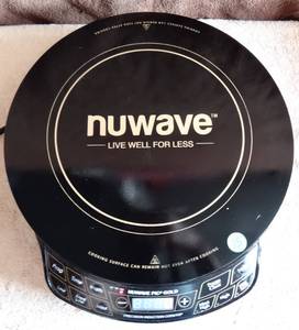 lot 15 image: NuWave Gold Model 30211 BQ Portable Induction Cooktop - TESTEDWORKS