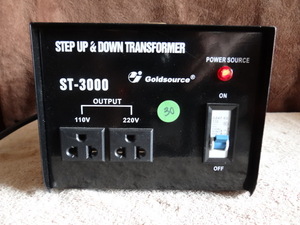 lot 30 image: 3000 Watt Step Up and Down Electrical Power Voltage Converter Transformer - MODEL ST-3000 $$$