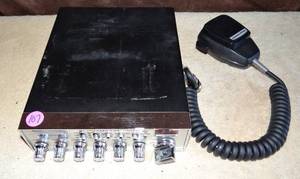 lot 107 image: Cobra 29 LTD Classic Classic Professional CB Radio W Microphone - $$$