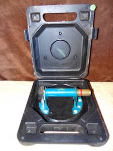 lot 151 image: WPG Suction Cup Vacuum Tool 8 Woods Power Grip G0750 Wpg Glass Mirror