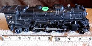 lot 162 image: VINTAGE Lionel 2029  O 2-6-4 Die-cast Steam Locomotive