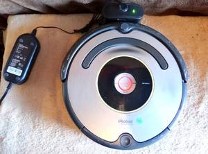lot 168 image: iRobot Roomba 630 - GrayBlack - Robotic Cleaner - TESTEDWORKS