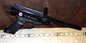 lot 176 image: F-4 Illustrator ACI Series 411364 Paint Gun