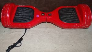 lot 360 image: HOVERBOARD SELF BALANCING SCOOTER WITH CHARGER - RED
