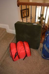 lot 93 image: Sleeping Bag by DuPont Hollofil 808 and Cushion
