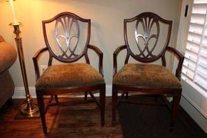 lot 16 image: Pair of Antique Dining Chairs, matches Lot#24