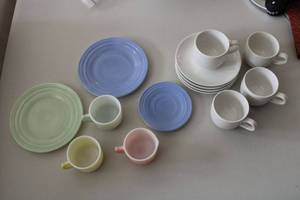 lot 54 image: Child Size Vintage Hazel Atlas Tea Dishes and Crown Stoneware 4 Person Espresso Set