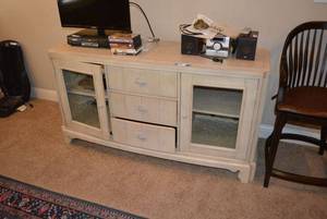 lot 84 image: Hooker Furniture Glass Door Storage Cabinet, Cabinet Only