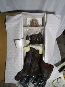 lot 233 image: RUSTIE EXCLUSIVE LIMITED EDITION DOLL 137200 W COA, MISS CELESTE, NEW OPEN BOX