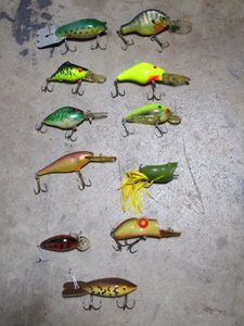 lot 70 image: LOT OF VINTAGE FISHING LURES, GREAT CONDITION, PREVIEW RECOMMENDED