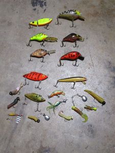 lot 73 image: LOT OF VINTAGE FISHING LURES, GREAT CONDITION, PREVIEW RECOMMENDED