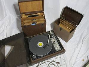 lot 196 image: VINTAGE BSR 710 RECORD PLAYER, CASES W RECORDS