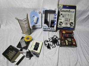 lot 242 image: ELECTRONICS LOT, SPEAKERS, DISNEY JACK SPARROW PIX MAX,MP3 PLAYER &amp MORE