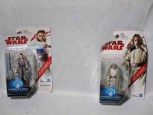 lot 183 image: 2 UNOPENED STAR WARS FIGURINES, FORCE LINK