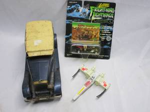 lot 117 image: VINTAGE TOYS, THE MUNSTERS KOACH CAR UNOPENED, METAL FORD CAR, 1977 STAR WARS X-WING FIGHTER