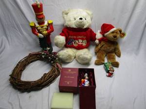 lot 322 image: DEPT 56 CANDLE CROWN COLLECTIONS NUTCRACKER DECORATION W BOX, 2001 XMAS TY BEAR, NUTCRAKER 1993, WREATH