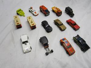 lot 357 image: LOT OF VINTAGE HOTWHEELS, MATCHBOX, GM, TOOTSIE TOY, AND TOMICA&nbsp VEHICLES.