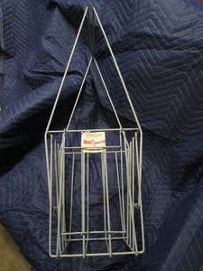 lot 103 image: METAL TENNIS BALL COLLECTOR