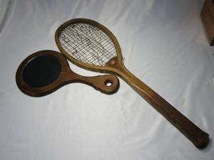 lot 425 image: VINTAGE REACH BEAUTY RACKET, VINTAGE WOODEN HAND MIRROR