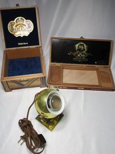 lot 428 image: 2 CIGAR BOXES W VELVET LINING, VERY HARD TO FIND MID CENTURY MODERN UNDERWRITERS LABORATORIES SPOT LAMP W ORIGINAL BULB, LIGHT IS APPROX 6 TALL