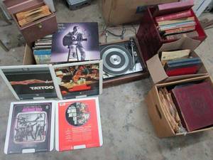 lot 445 image: LARGE LOT OF RECORDS INCL MOVIE SOUNDTRACKS &amp SIGNED ROB DIXON RECORD&nbsp (SEE PICS) &amp IMPRO RECORD PLAYER