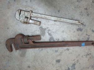 lot 440 image: VINTAGE PIPE WRENCHES, 18 &amp 24 RIGID