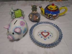 lot 234 image: UNIQUE PORCELAIN PIGGY BANKS, TEA POT, STONEWARE DISH