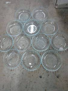 lot 483 image: 12 GLASS PLATES