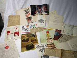 lot 520 image: VINTAGE COCA COLA ADVERTISEMENTS, MENUS, ORDER FORMS, CATALOGS, NEWSPAPER CLIPING, 1940S LOCAL DRAFT BOARD LETTER, THE FORT INGLISH STORY 1986 ON THE FOUNDING OF BONHAM,TX.